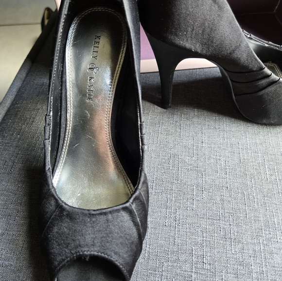 Kelly & Kate Peep Toe Heels - Picture 3 of 5